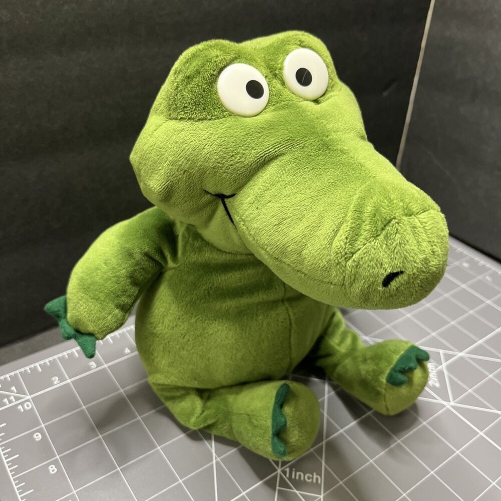 Commonwealth 2004 Stuffed Plush Green Stuffed Alligator Dinosaur Crocodile Toy